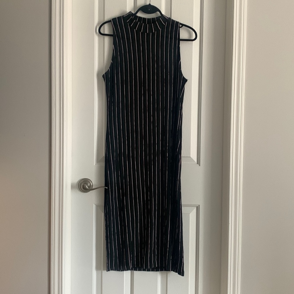Dynamite striped mock neck midi bodycon dress